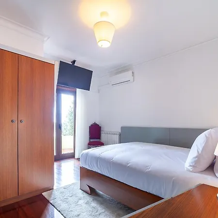 Quinta Do Cavaco - Alojamentos & Eventos Bed and Breakfast