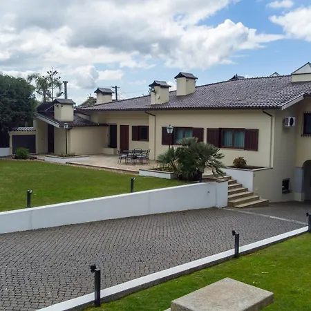 Bed and Breakfast Quinta Do Cavaco - Alojamentos & Eventos *